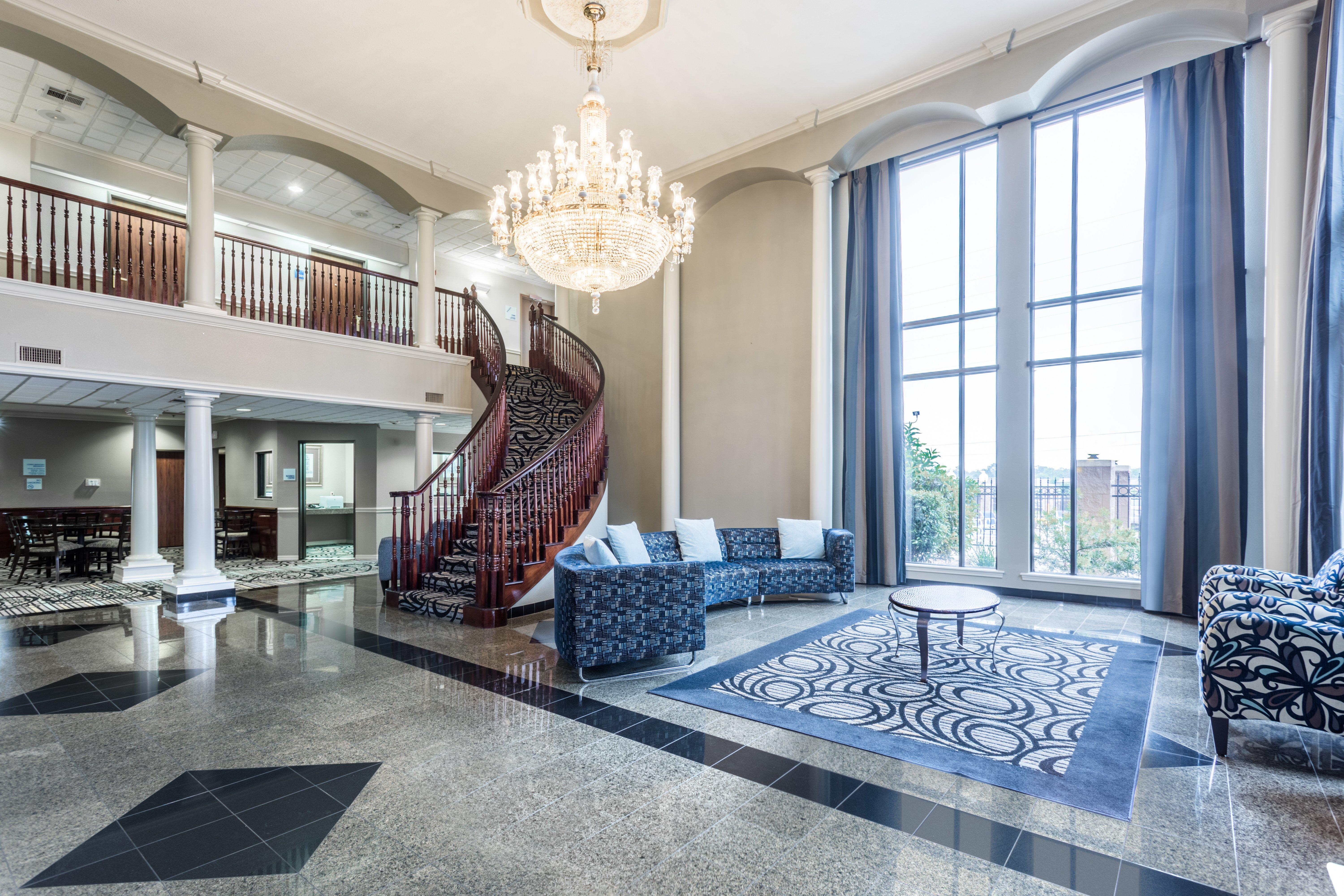 Holiday Inn Express Hotel And Suites Lake Charles By Ihg Esterno foto