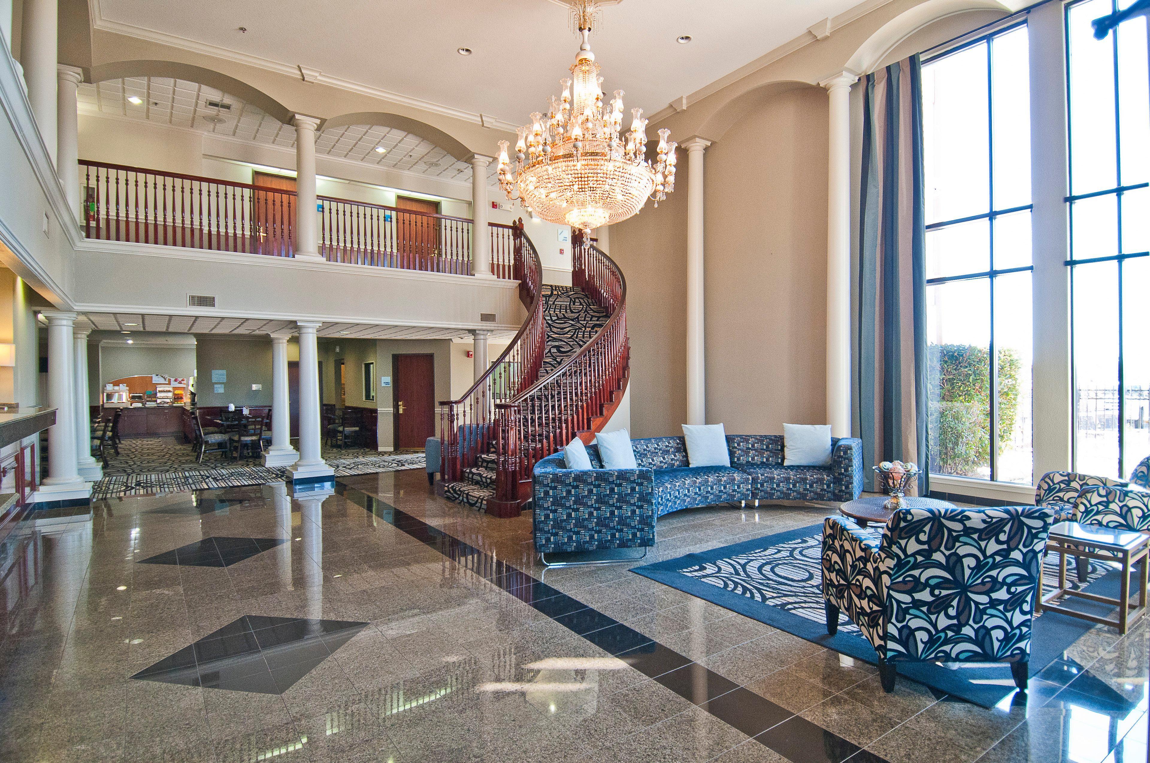 Holiday Inn Express Hotel And Suites Lake Charles By Ihg Esterno foto