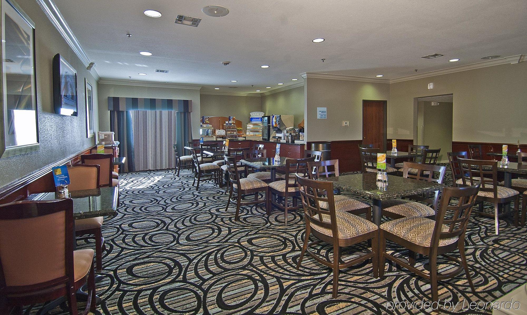 Holiday Inn Express Hotel And Suites Lake Charles By Ihg Ristorante foto
